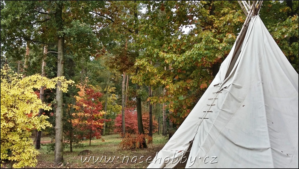 teepee, foto med je v silách průměrně zdatného jedince si teepee ušít i postavit